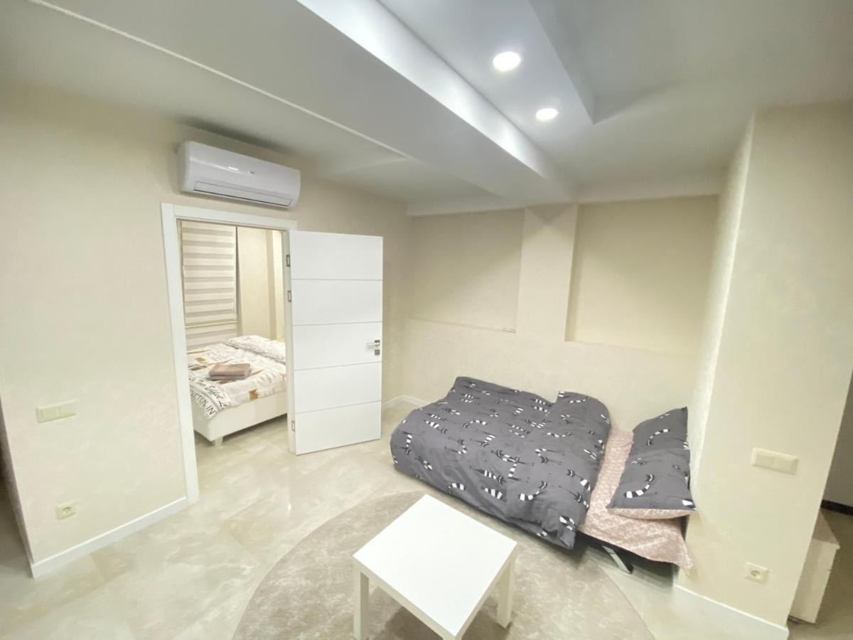 New Lux Apartment In Chisinau Exterior photo