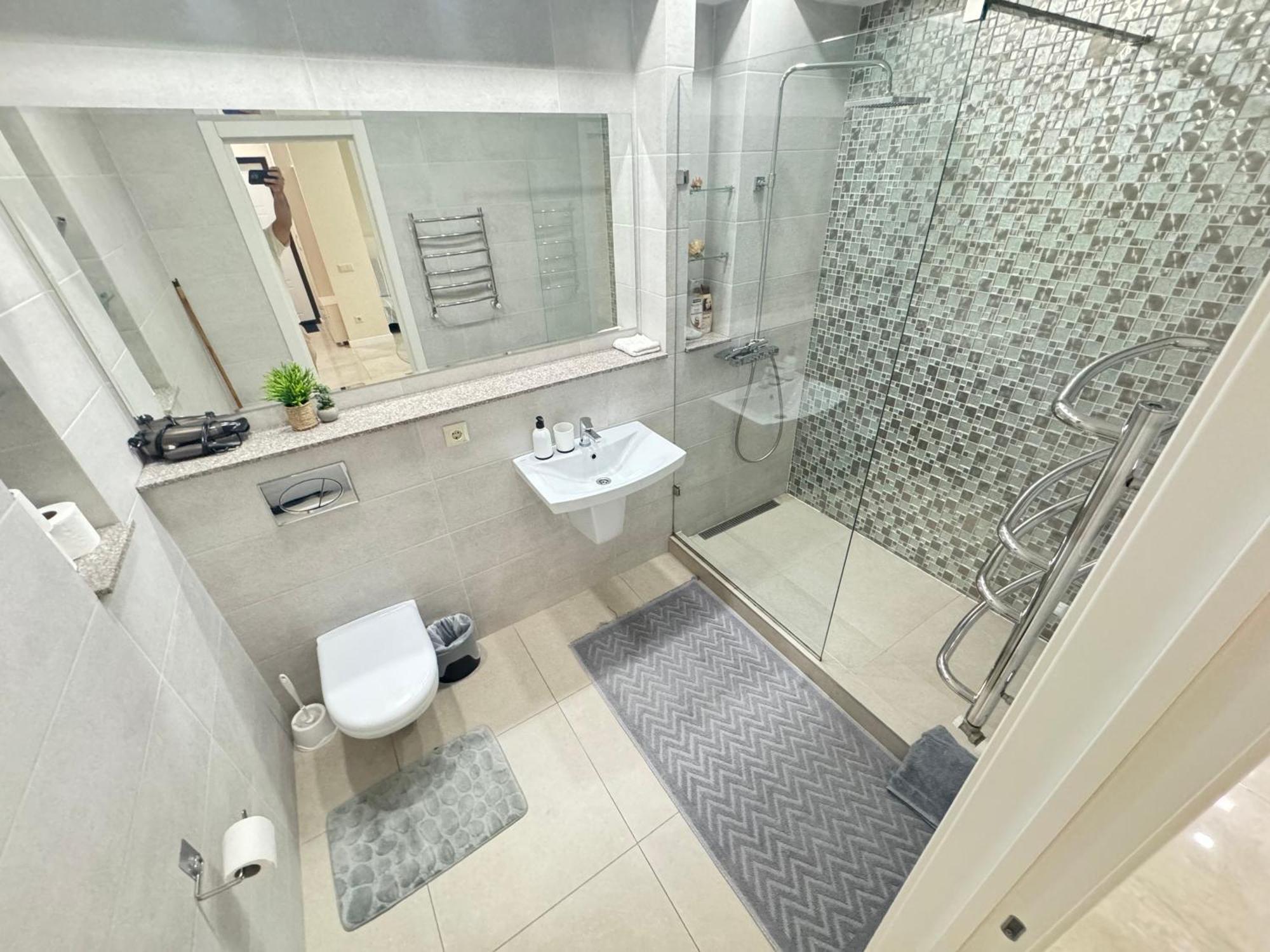 New Lux Apartment In Chisinau Exterior photo