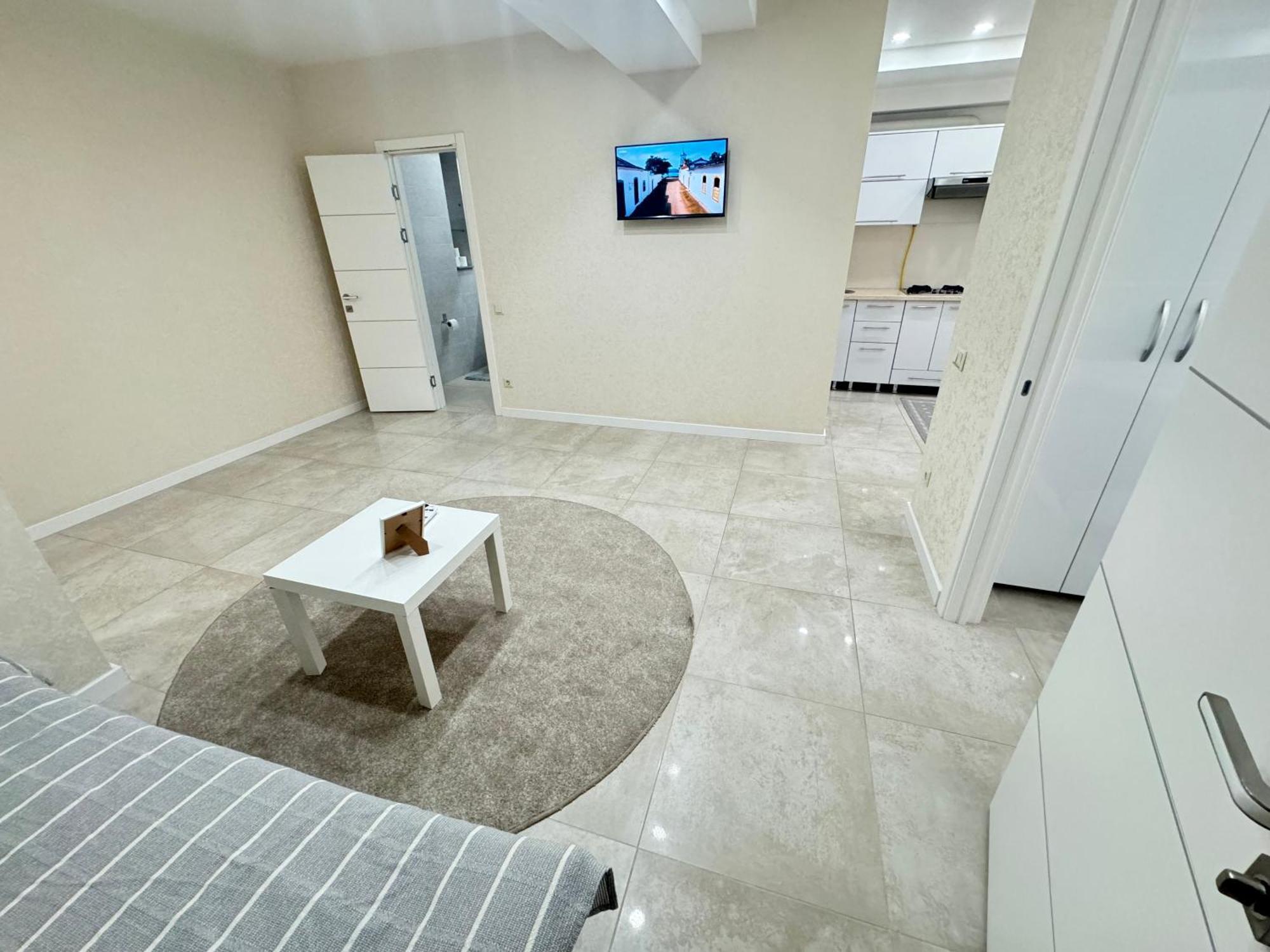 New Lux Apartment In Chisinau Exterior photo