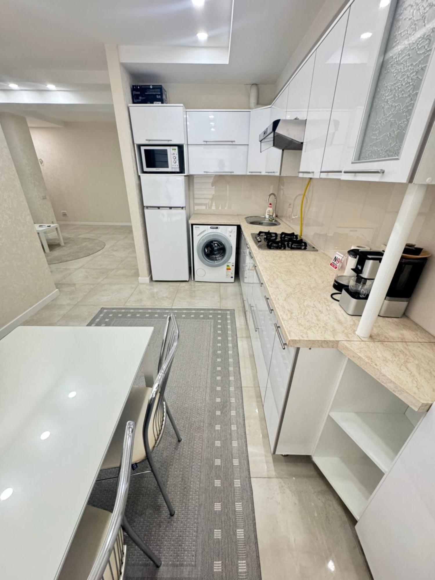 New Lux Apartment In Chisinau Exterior photo