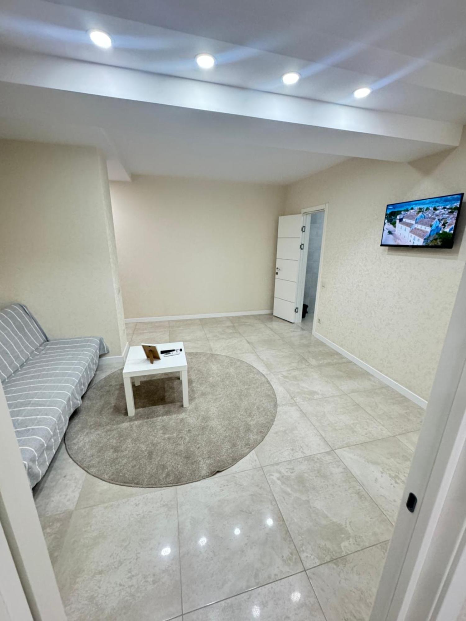 New Lux Apartment In Chisinau Exterior photo